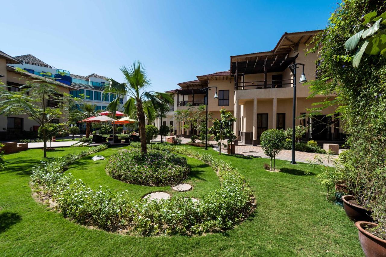 Braira Al Azizya Hotel & Resort Khobar Bagian luar foto